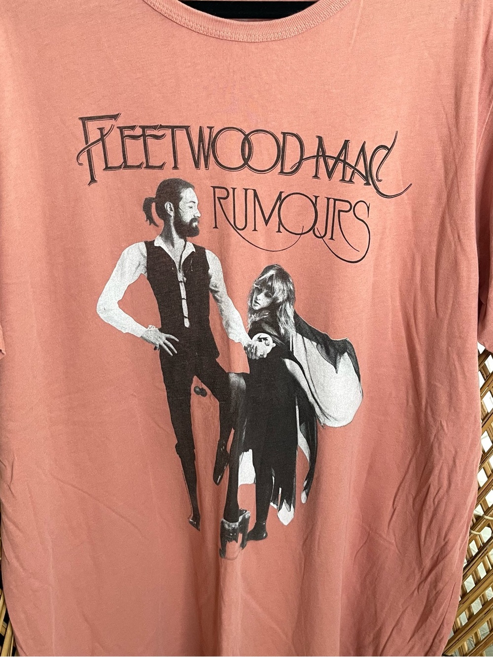 Free People Dusty Rose Fleetwood Mac Rumours Graphic Tee - Picture 2 of 5